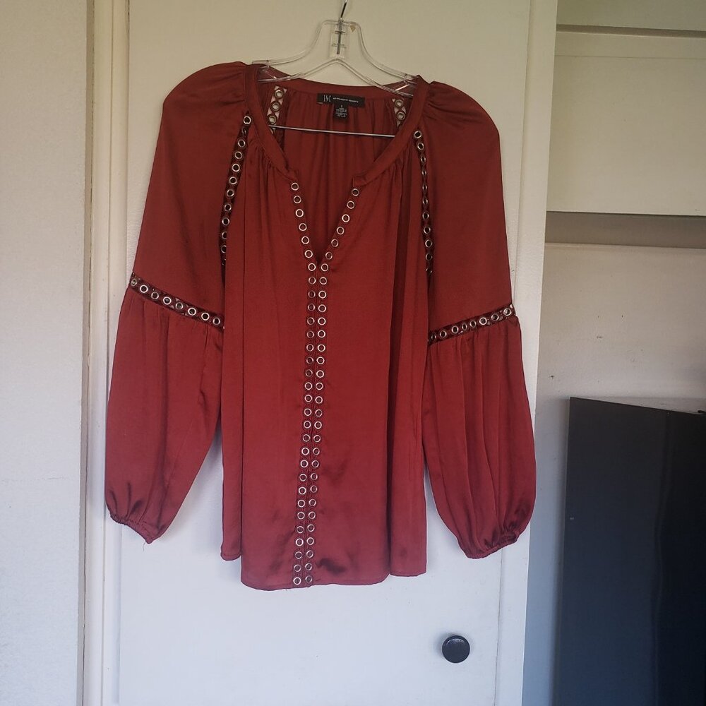 INC International Concepts Rust Shirt with metal circles Size Small